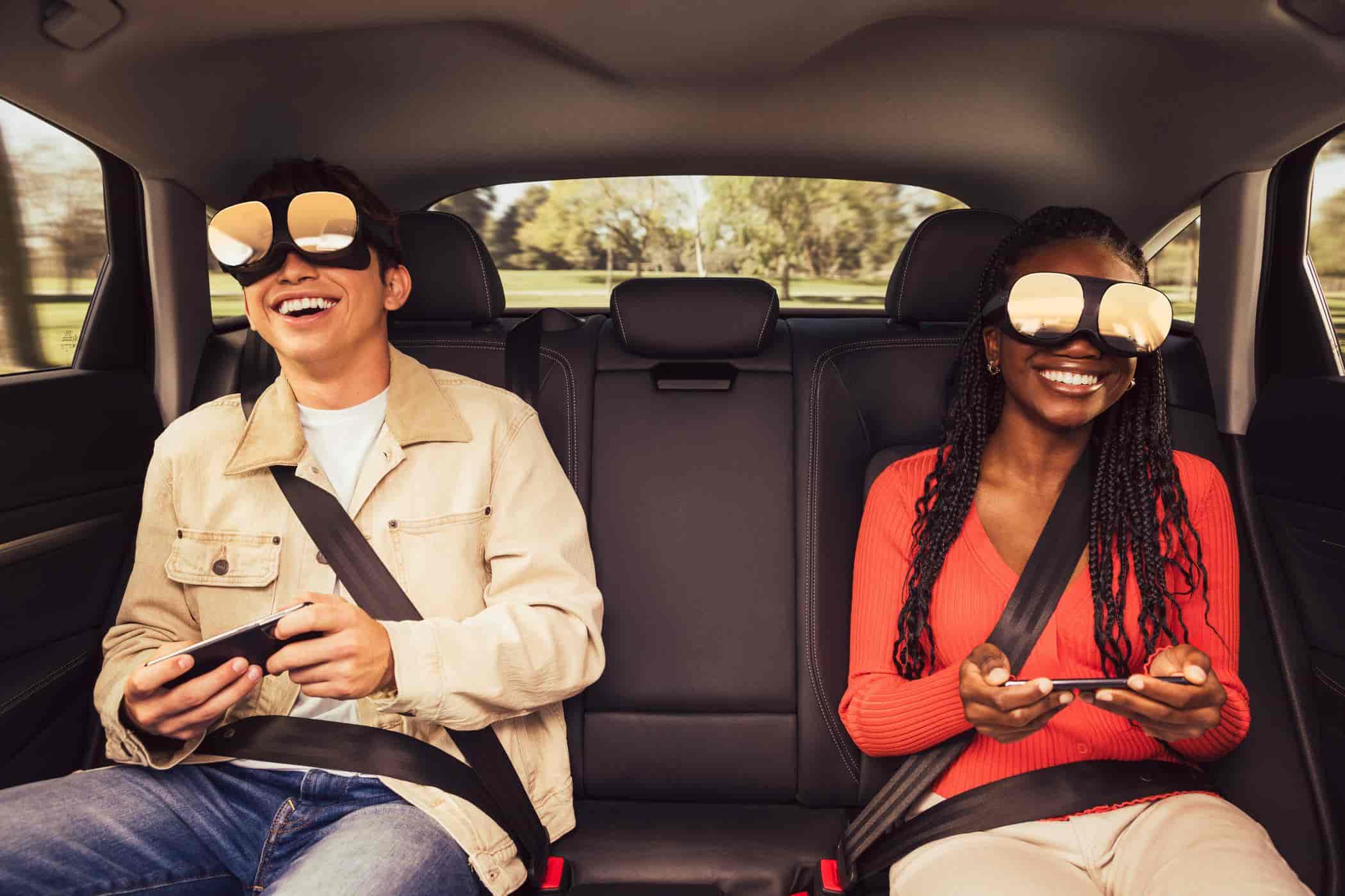 7 Ways XR Enhances CX - AR Insider