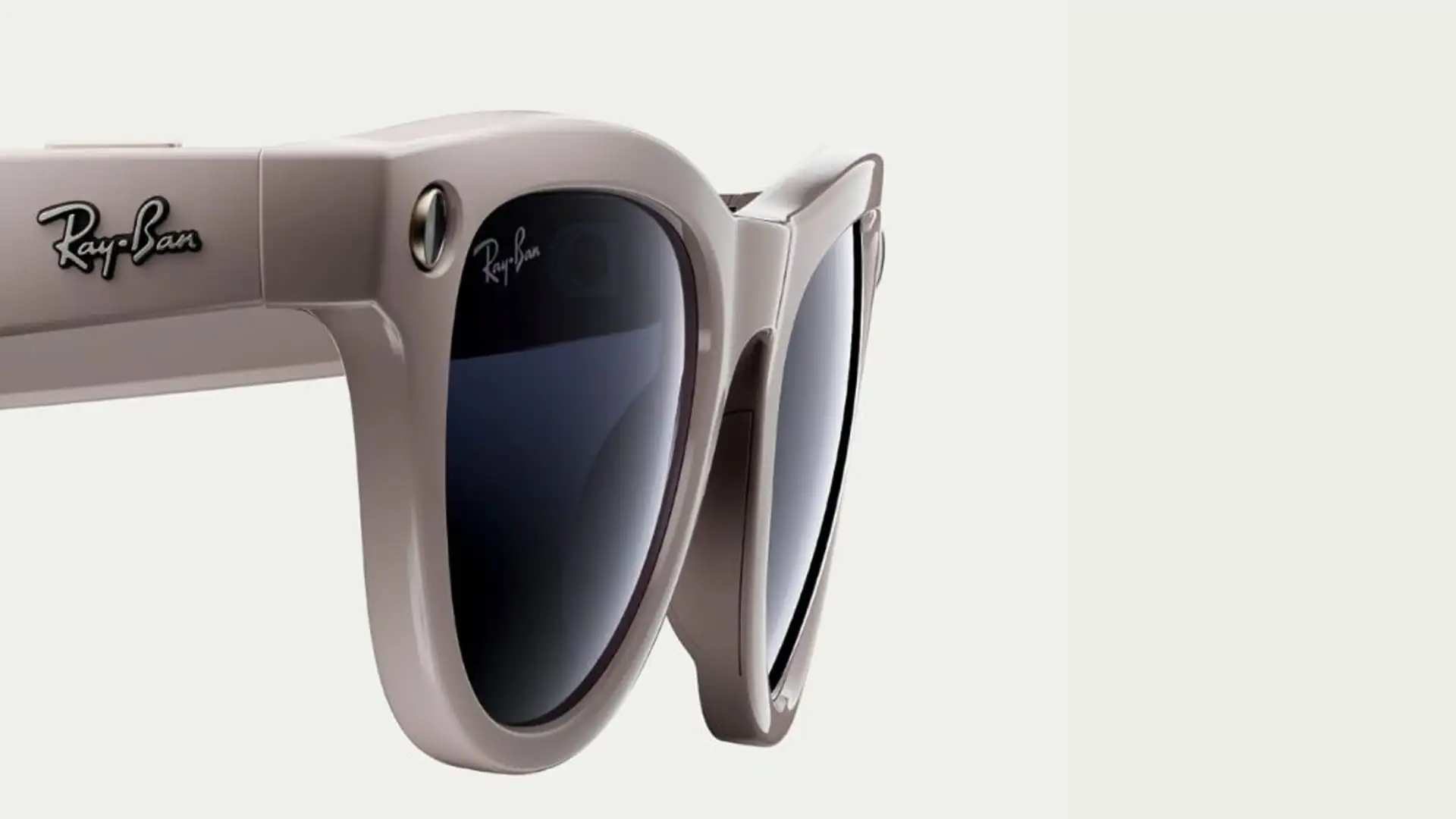 Smart Glasses Breathe New Life into XR