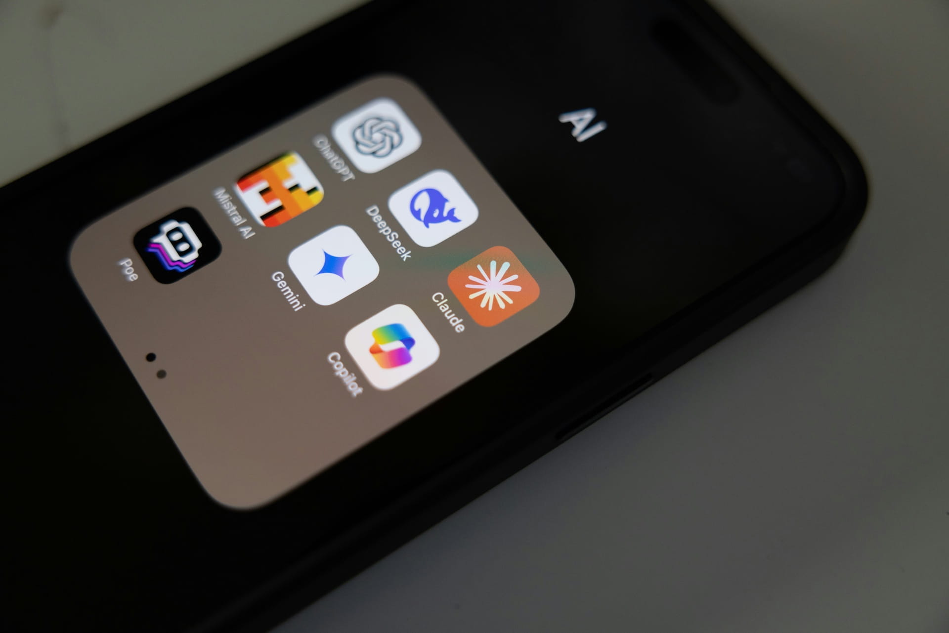 AI/XR Beats: Qualcomm, Anthropic & Meta Make Moves