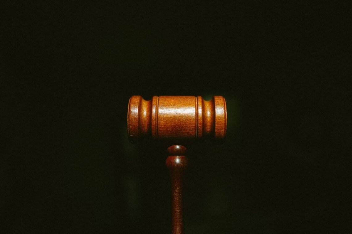 AI/XR Beats: Courtroom Drama & XR Earnings