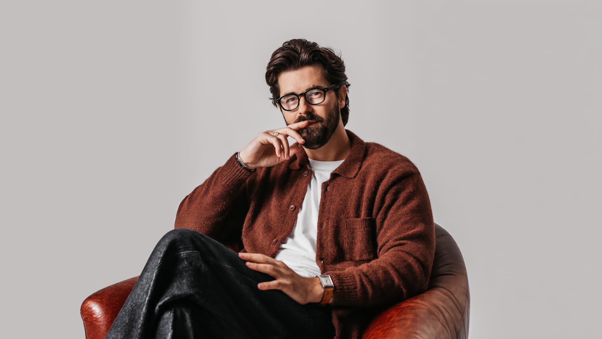 Viture launches VONDER AI glasses without camera or display